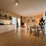 Gorgeous Seaside Apartment #2
