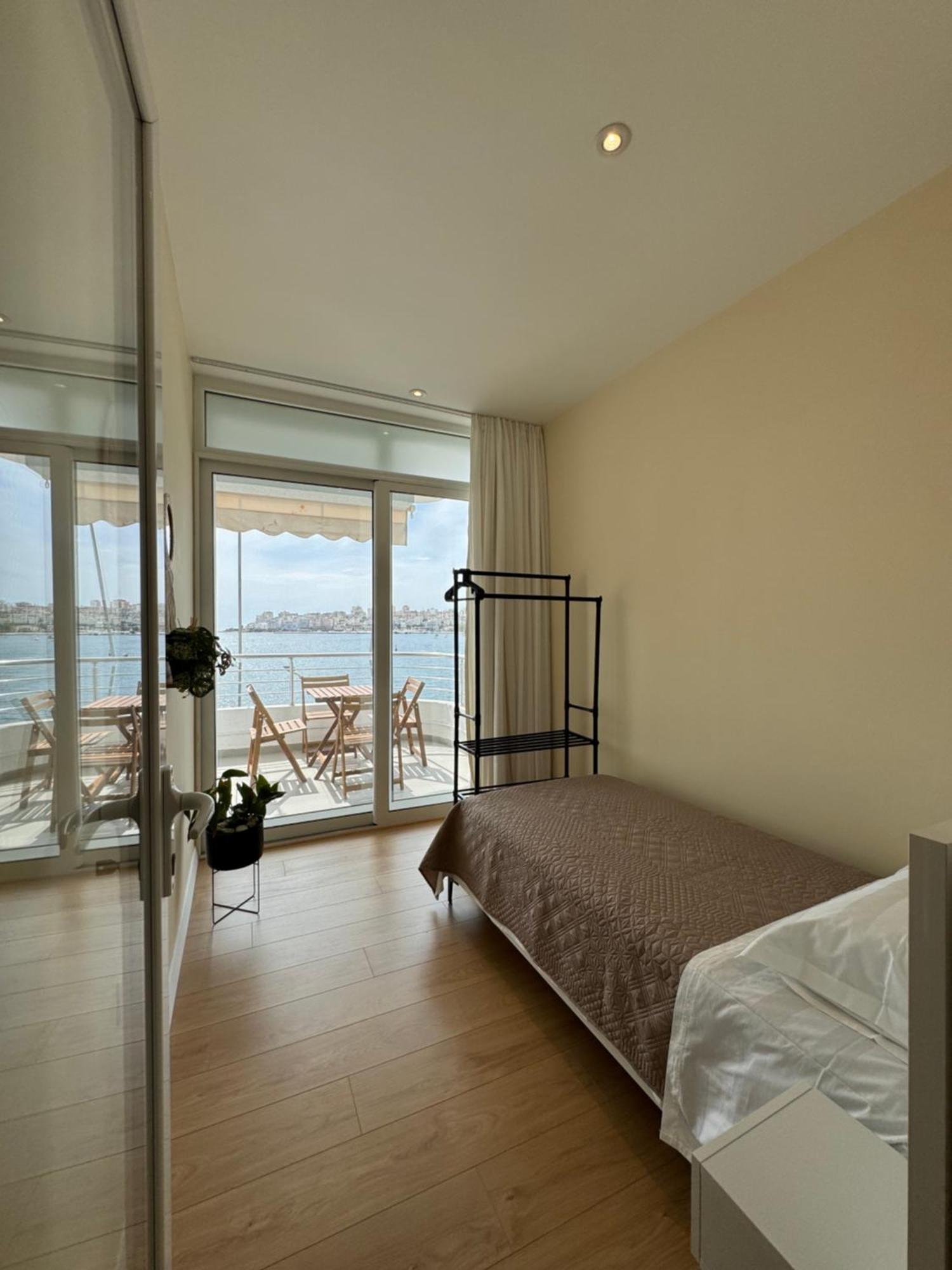 Gorgeous Seaside #2 * Saranda